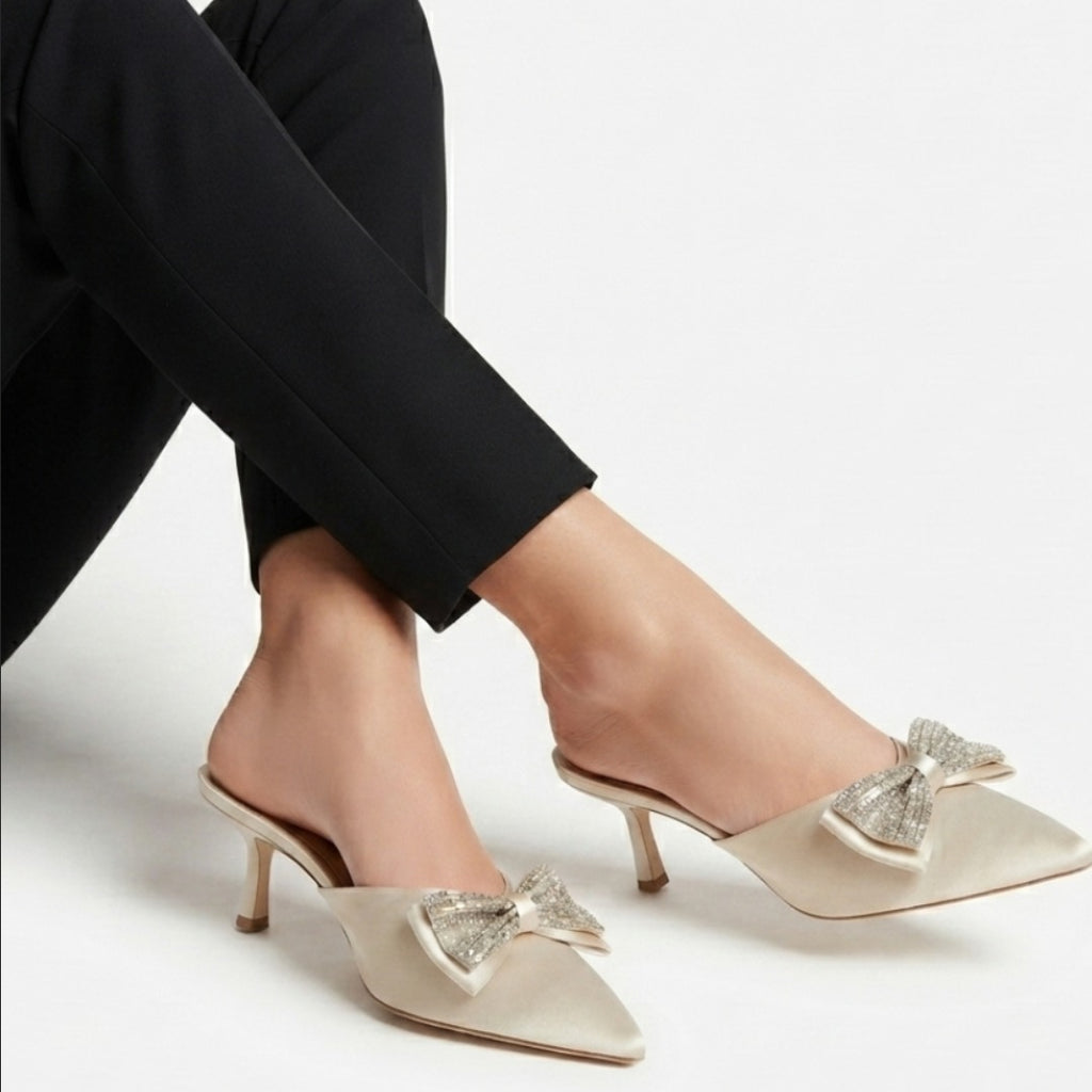 IVORY BOW DETAIL KITTEN HEELS