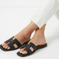 CLASSIC H-CUT EMBOSSED FLAT