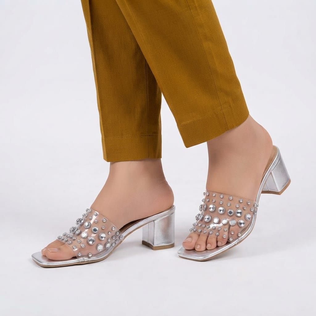 SILVER STUDS – Glamorous & Bold