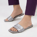 SILVER STUD FLAT