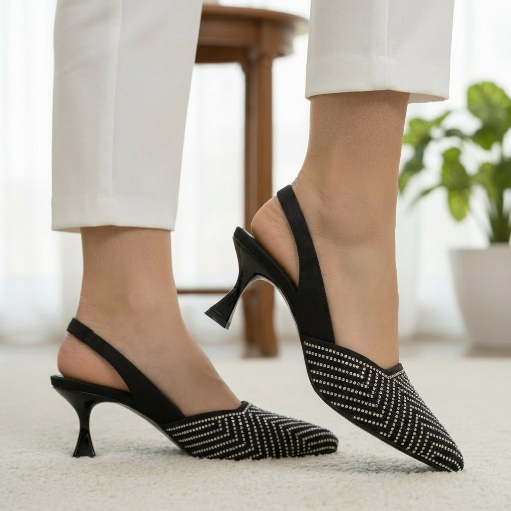 Crystal Maze Pointed Pumps